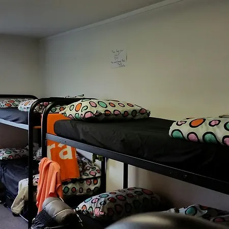 Loft 109 Backpackers Hostel Tauranga Exterior photo